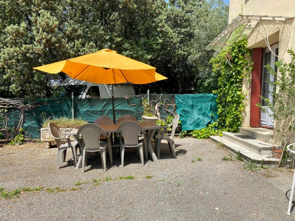 Appartement F3 De 60 M² Au Rez De Chaussee D'Une Villa Vezenobres Bagian luar foto